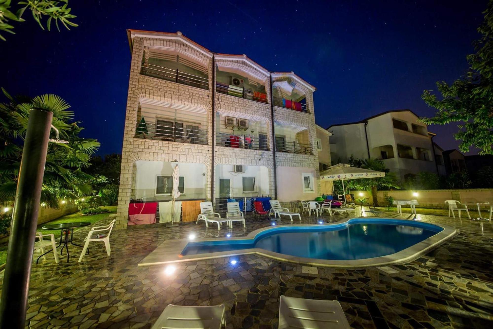Villa Baldi -Apartmani Danny Tar-Vabriga Екстериор снимка