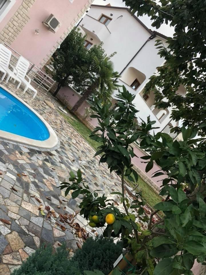 Villa Baldi -Apartmani Danny Tar-Vabriga Екстериор снимка