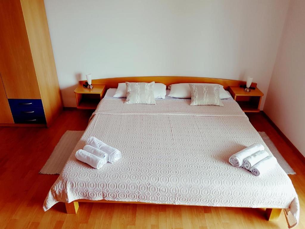 Villa Baldi -Apartmani Danny Tar-Vabriga Екстериор снимка