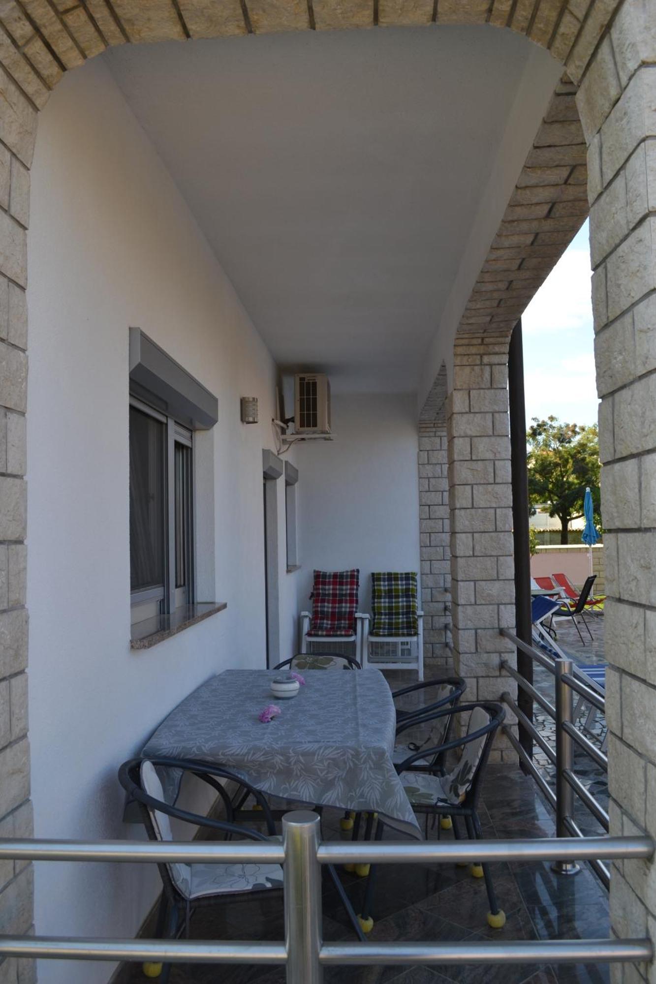 Villa Baldi -Apartmani Danny Tar-Vabriga Екстериор снимка